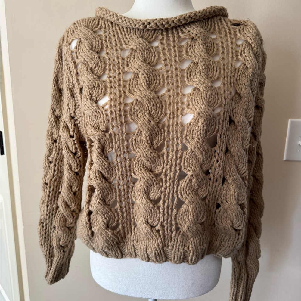 Knit sweater women’s size large